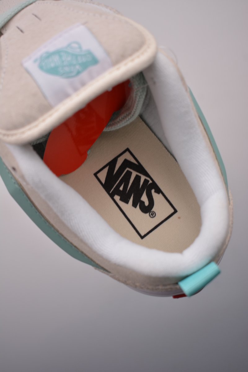 Vans Classics Knu Skool 'Cream / Mint Green' view