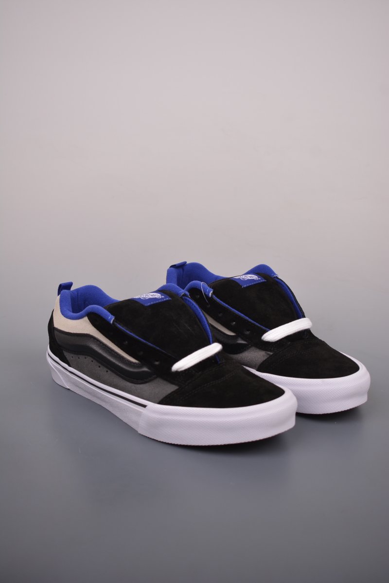 Vans Classics Knu Skool 'Black / Grey'