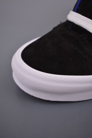 Vans Classics Knu Skool 'Black / Grey' view 6