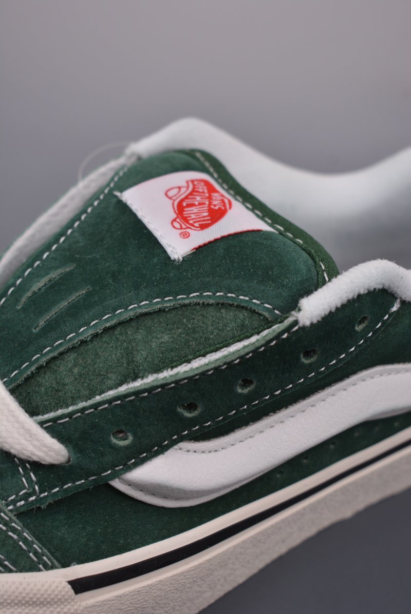 Vans Classics Knu Skool 'Green' view