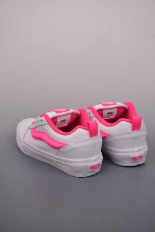 Vans Classics Knu Skool 'White / Pink' view 2