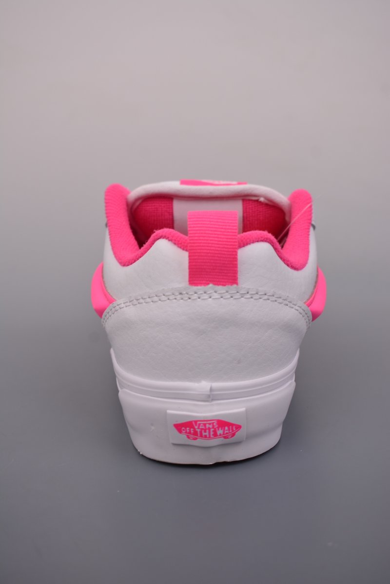 Vans Classics Knu Skool 'White / Pink' view