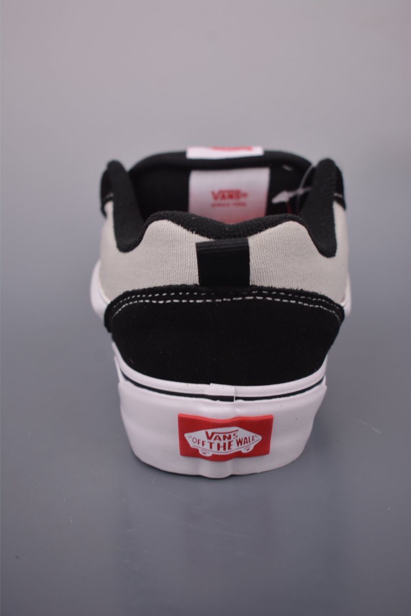 Vans Classics Knu Skool view