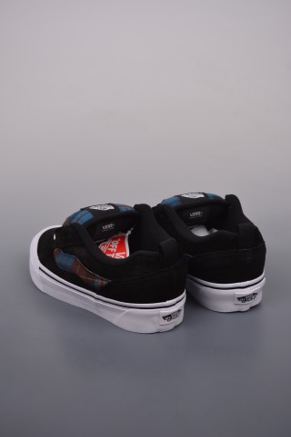 Vans Classics Knu Skool view 29