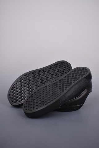 Vans Classics Knu Skool 'Black' view 12