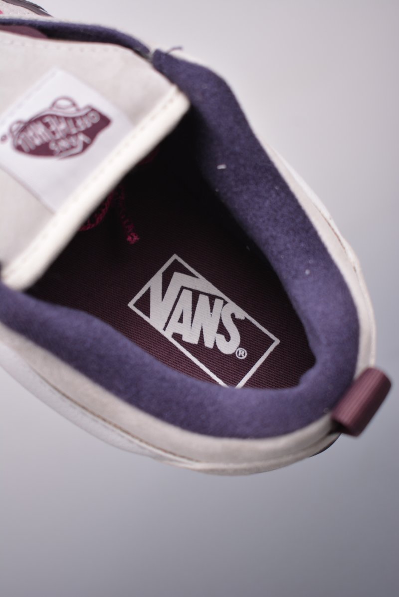 Vans Classics Knu Skool Imran Potato 'Grey / White / Pink' view