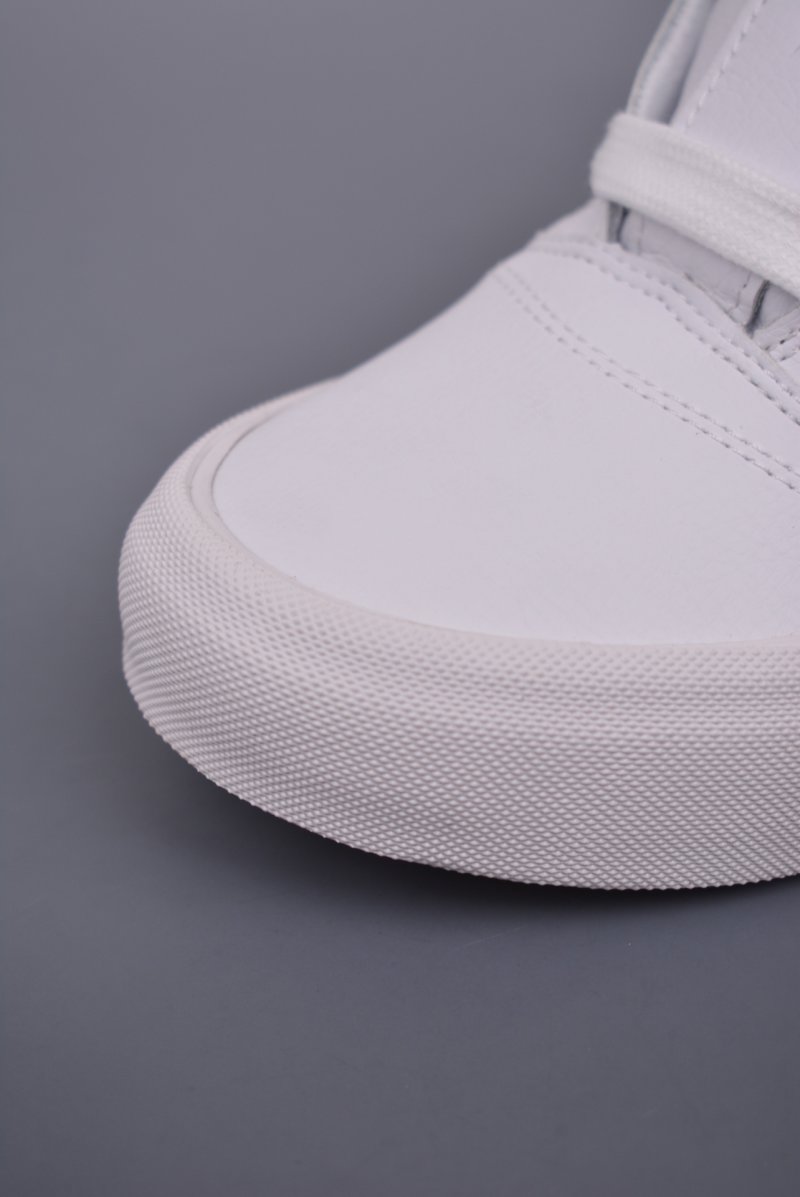 Vans Classics Knu Skool Imran Potato 'White' view