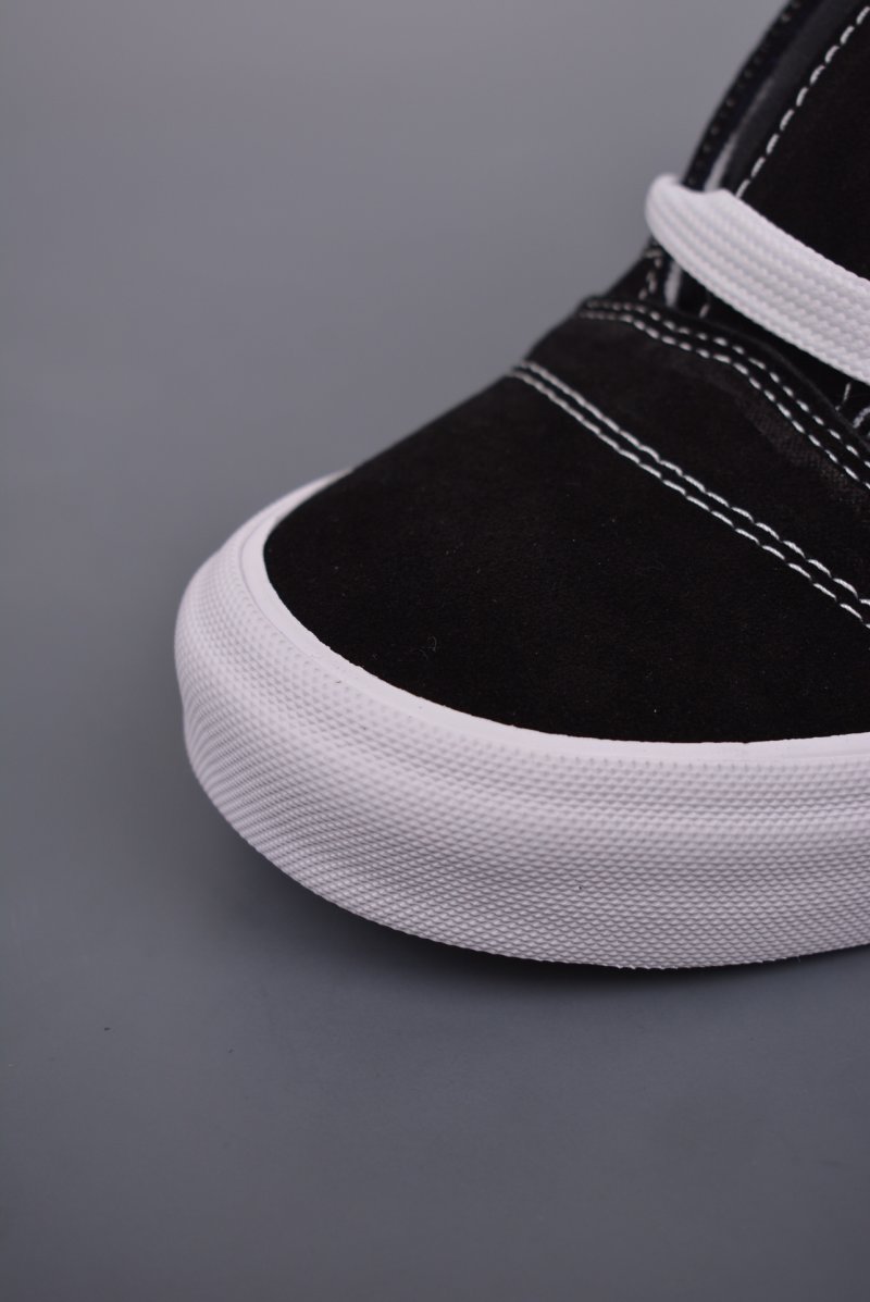 Vans Classics Knu Skool view