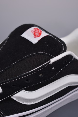 Vans Classics Knu Skool 'Black / White / Navy' view 7