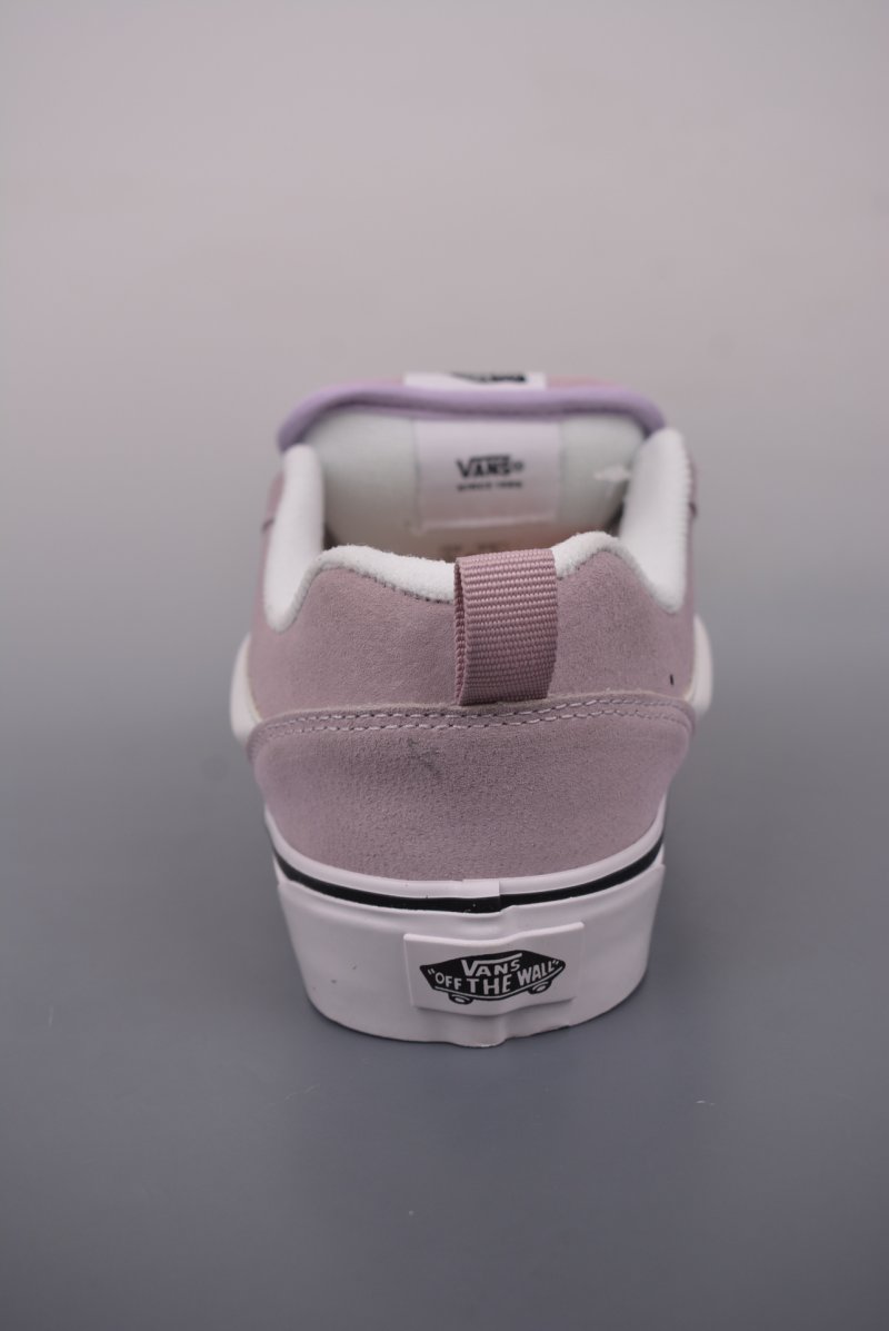 Vans Classics Knu Skool 'Pink' view