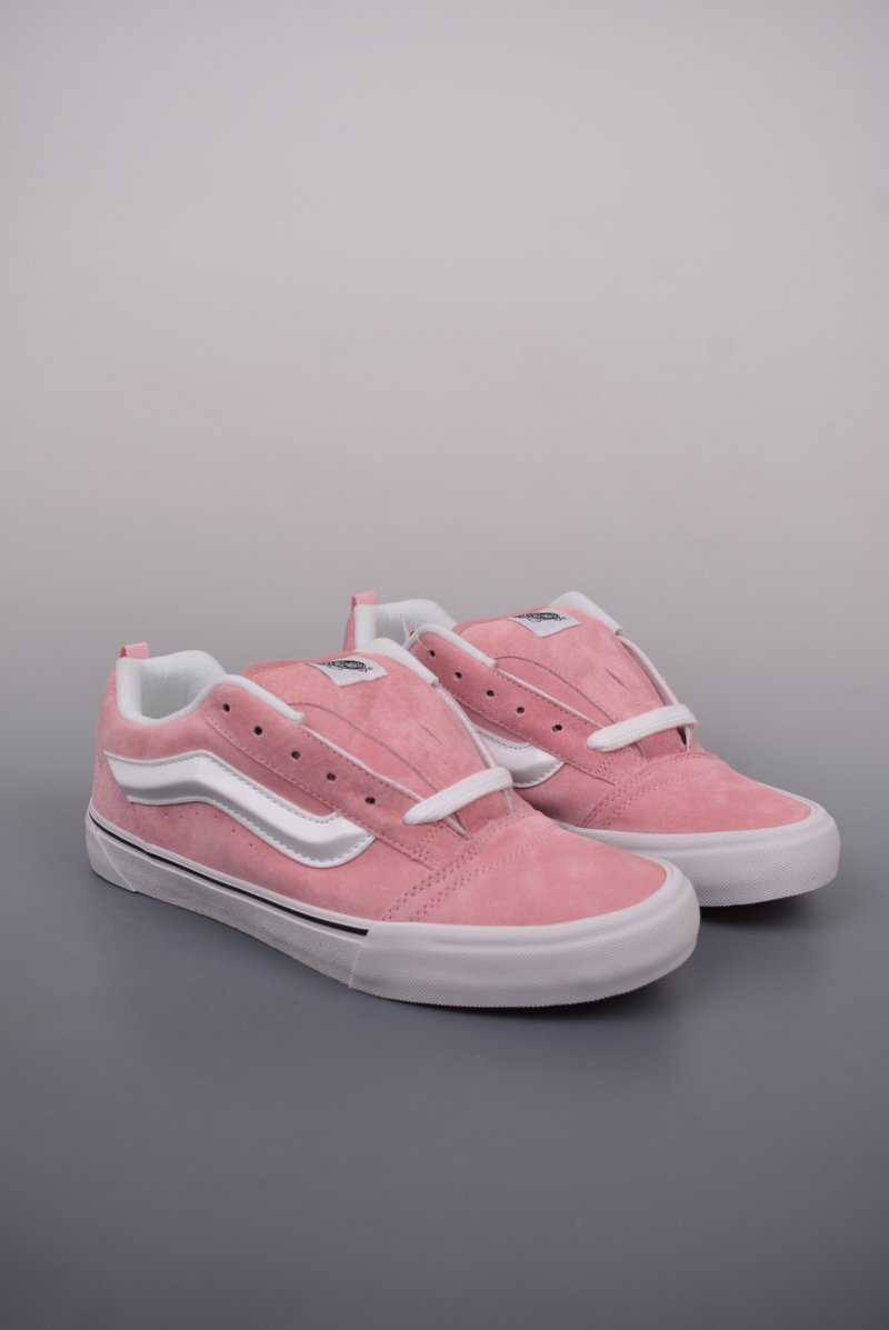 Vans Classics Knu Skool 'Pink' view