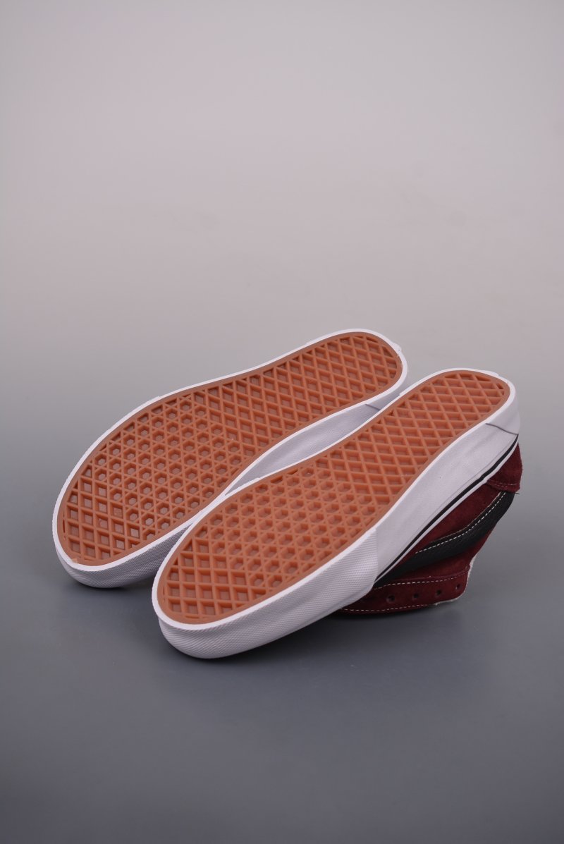 Vans Classics Knu Skool 'Burgundy' view
