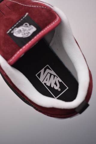 Vans Classics Knu Skool 'Burgundy' view 9
