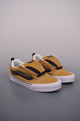 Vans Classics Knu Skool 'Black / Yellow' view 1