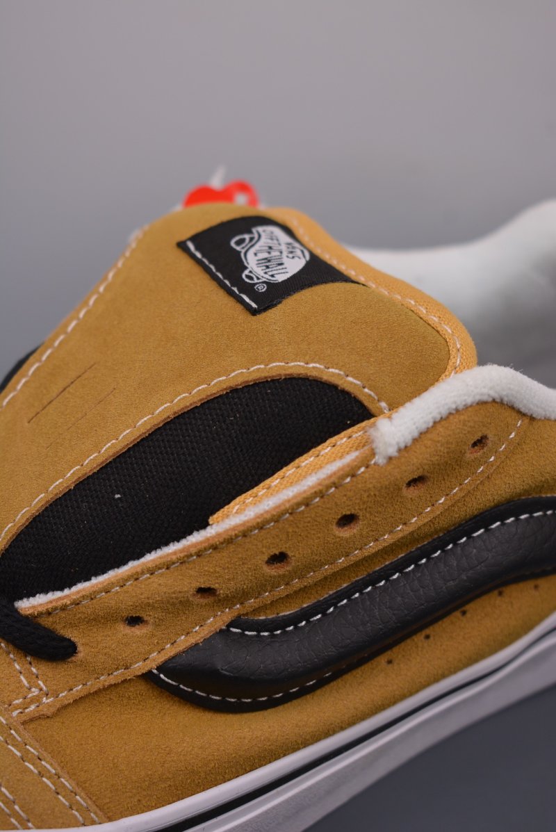 Vans Classics Knu Skool 'Black / Yellow' view