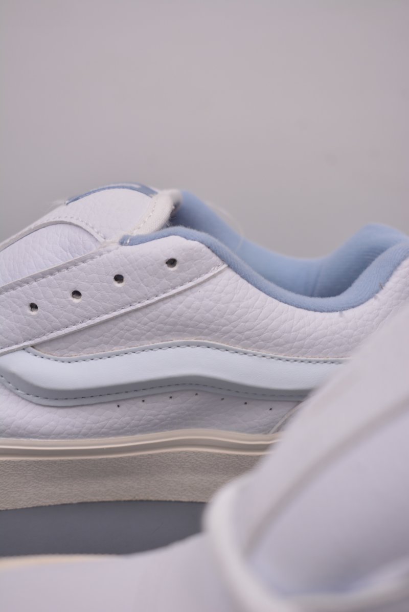 Vans Classics Knu Skool 'White / Blue' view