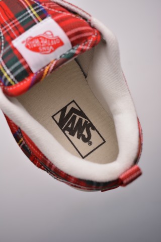 Vans Classics Knu Skool 'Red Plaid' view 9