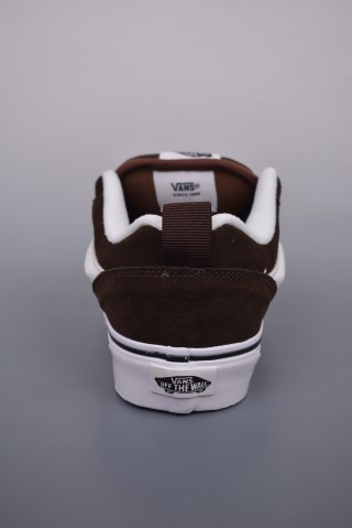 Vans Classics Knu Skool 'Brown' view 4