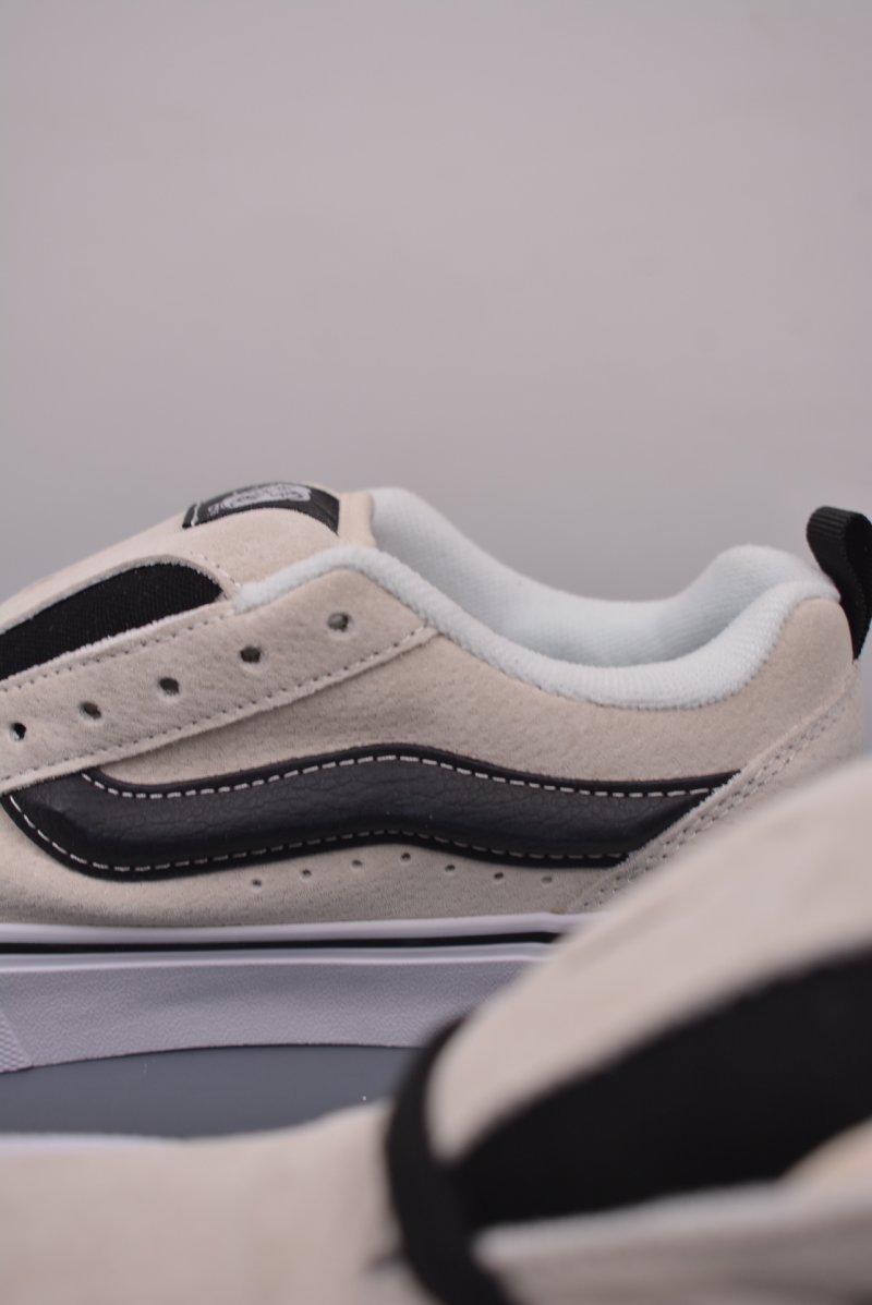 Vans Classics Knu Skool 'Black / White' view