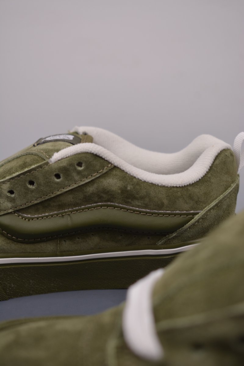 Vans Classics Knu Skool 'Green' view