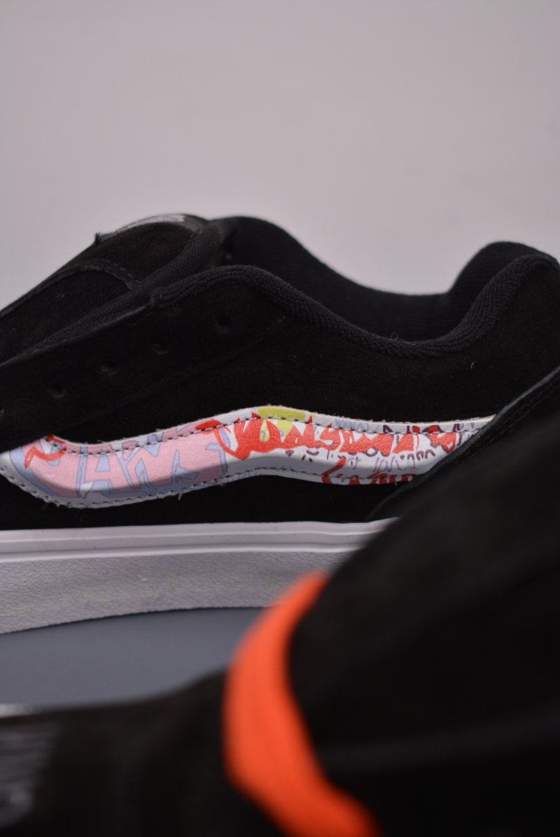 Vans Classics Knu Skool view