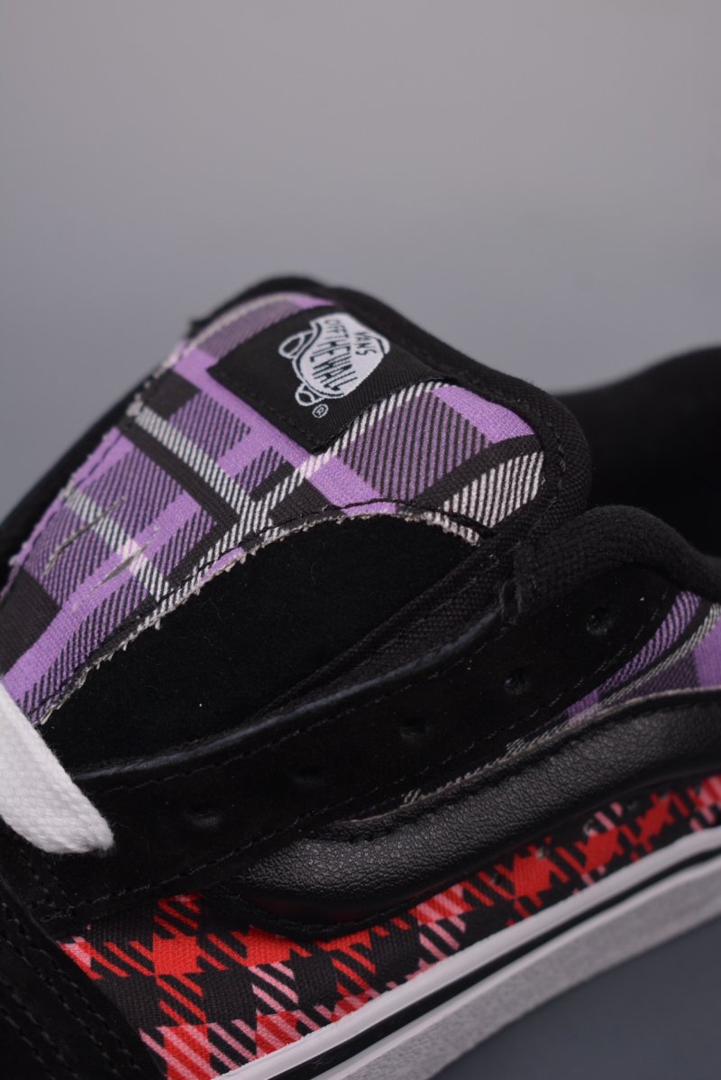 Vans Classics Knu Skool view