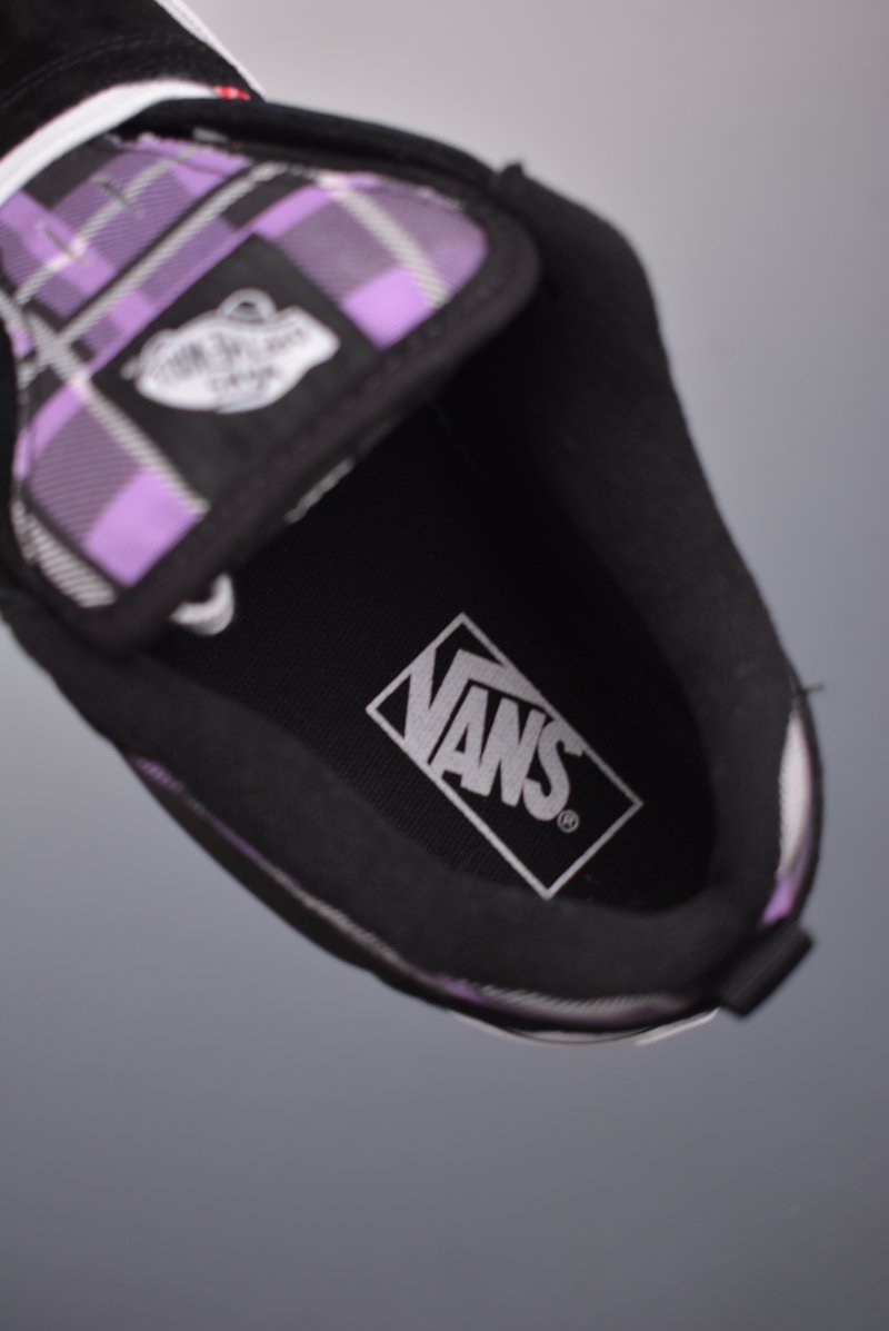 Vans Classics Knu Skool view
