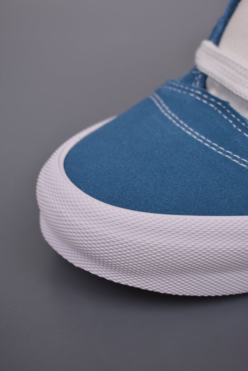 Vans Classics Knu Skool 'Grey / Blue' view