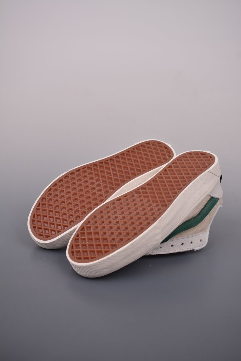 Vans Classics Knu Skool 'Grey / Green' view