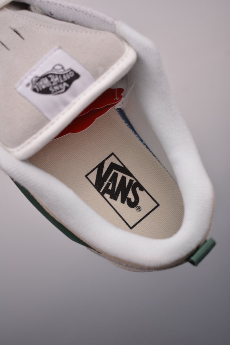 Vans Classics Knu Skool 'Grey / Green' view