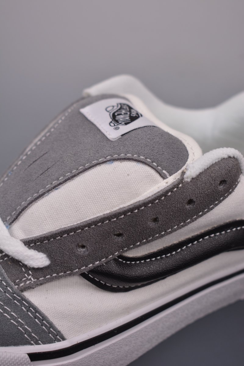Vans Classics Knu Skool 'White / Grey' view