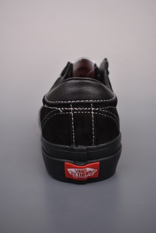 Vans Epoch Sport Style 37 Vault 'Black / White' view 4