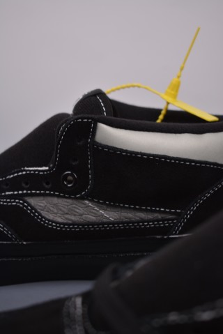Vans Half Cab 33 DX 'Black / White' view 8