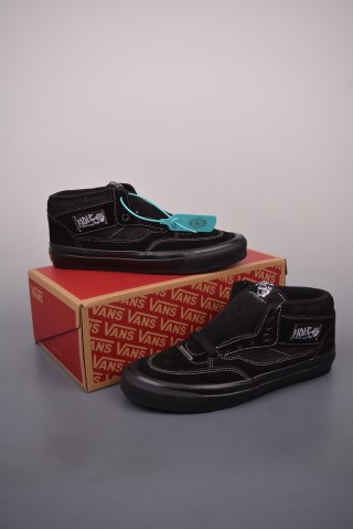 Vans Half Cab 33 DX 'Black' view 5
