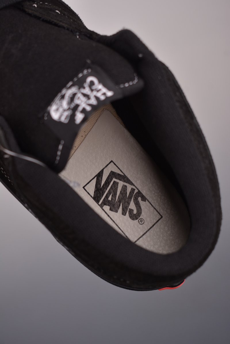 Vans Half Cab 33 DX 'Black' view
