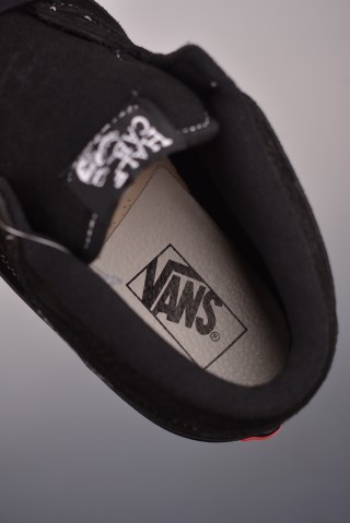 Vans Half Cab 33 DX 'Black' view 9