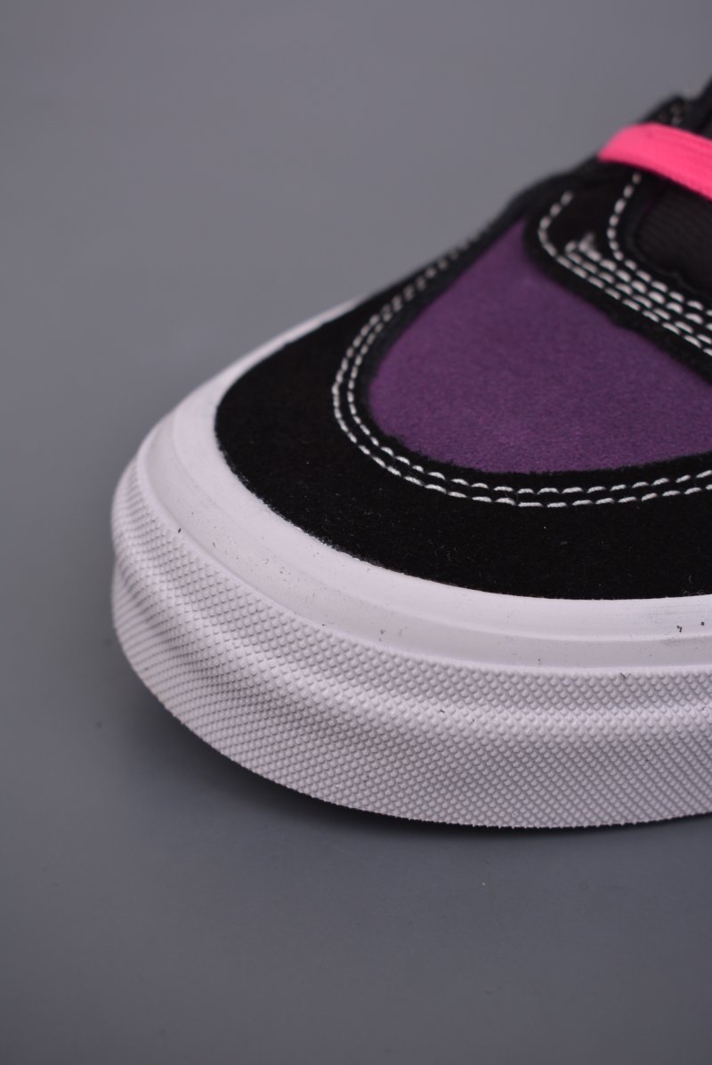 Vans Half Cab Pro Skate 'Black / Purple' view