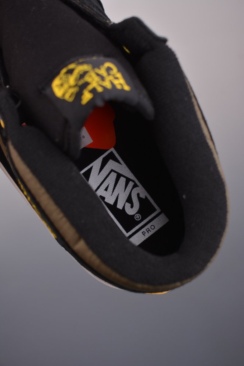Vans Half Cab Pro Skate 'Black / Green' view