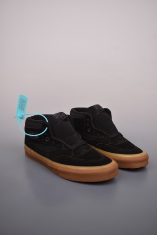 Vans Half Cab 'Black' view 1