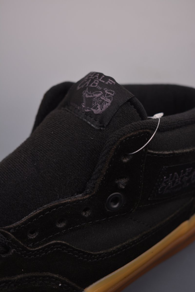 Vans Half Cab 'Black' view