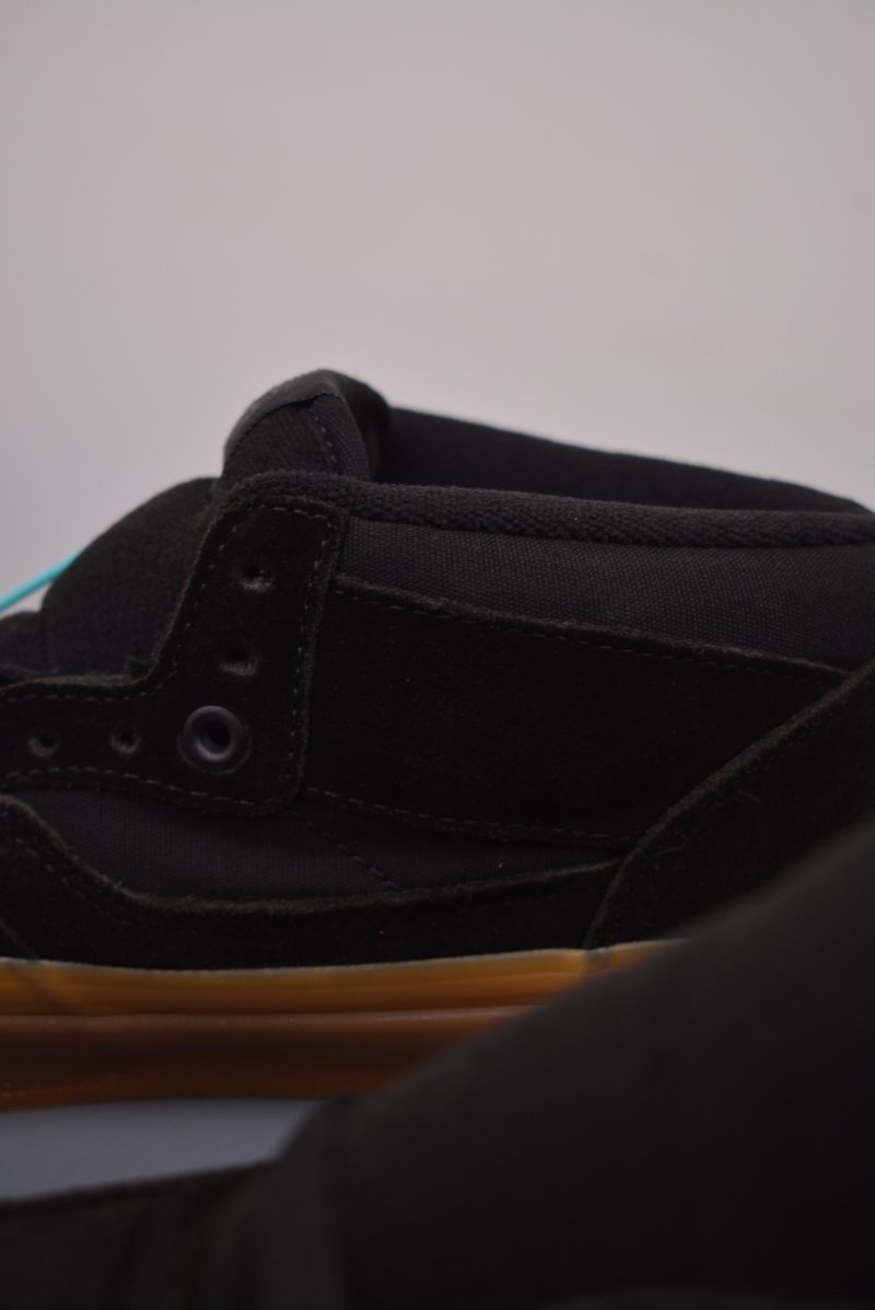 Vans Half Cab 'Black' view