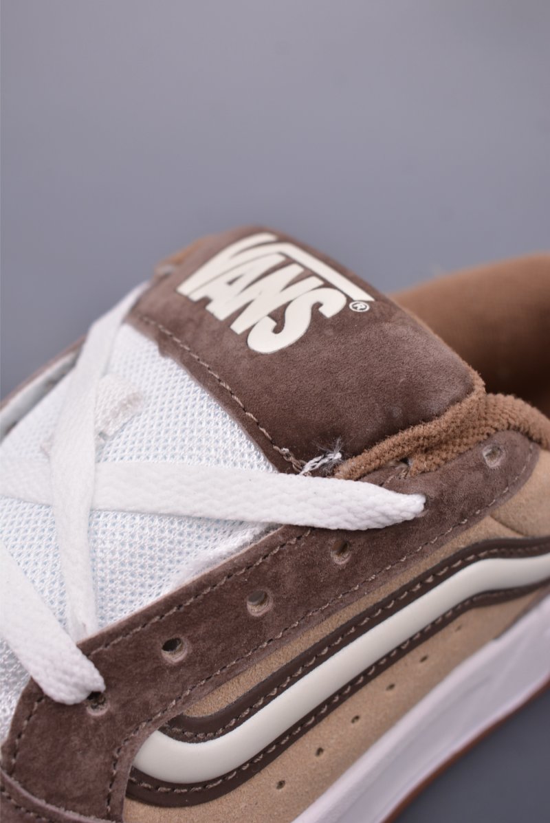 Vans Hylane Upland view
