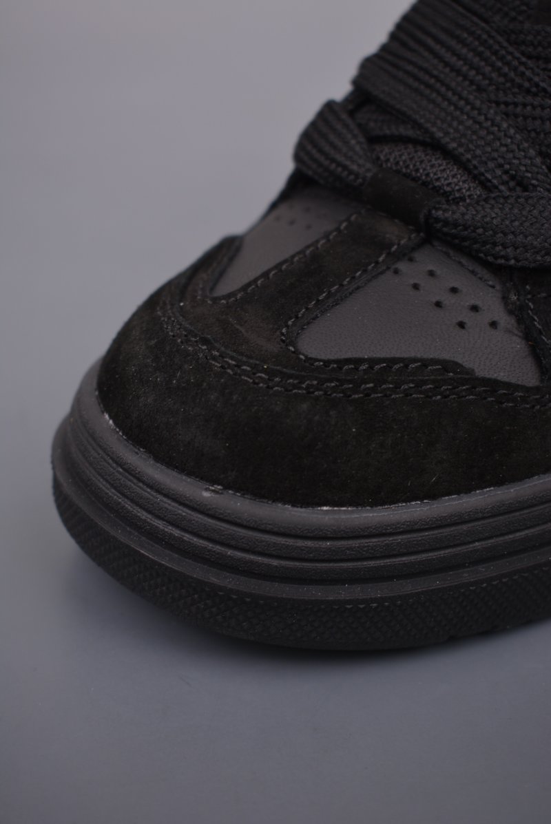 Vans Hylane Upland 'Black' view