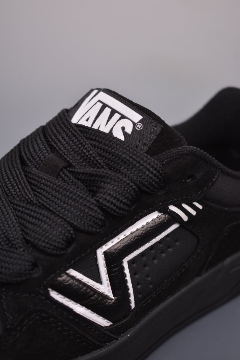 Vans Hylane Upland 'Black' view