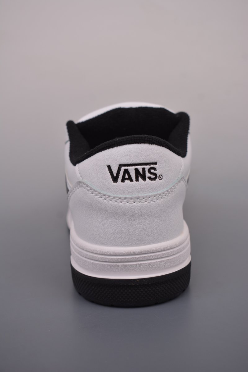 Vans Hylane Upland 'Black / White' view