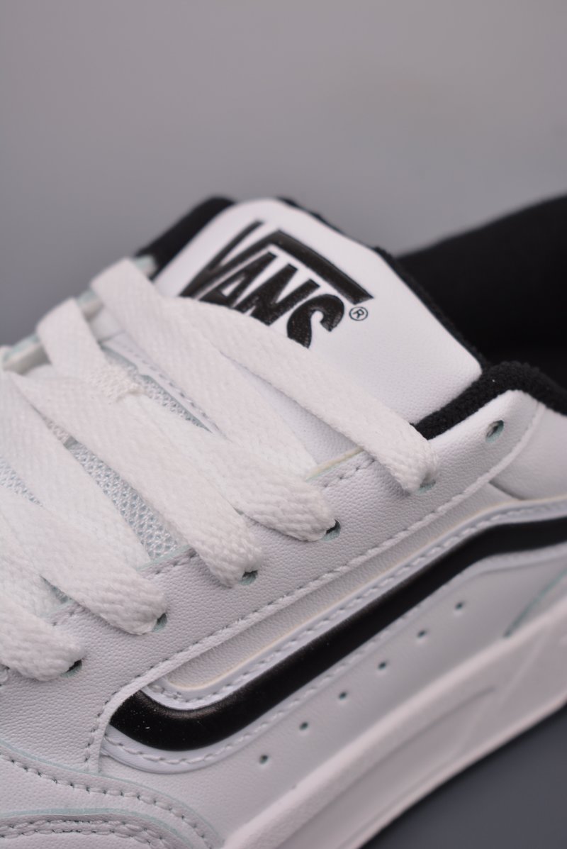 Vans Hylane Upland 'Black / White' view