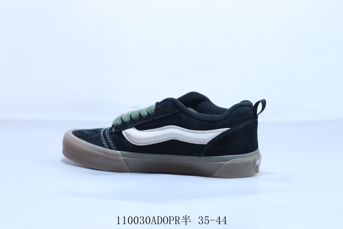 Vans Knu Skool 'Black' view
