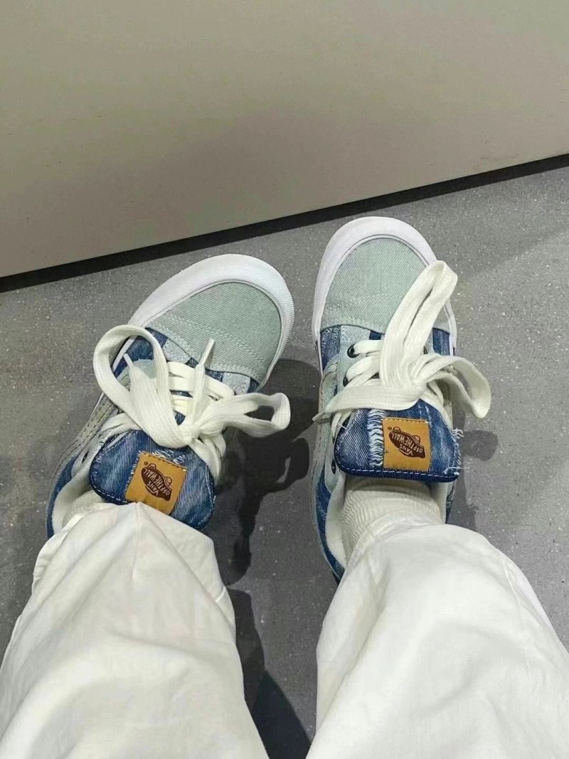 Vans Knu Skool 'White / Blue' view