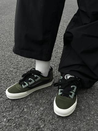 Vans Knu Skool DR 'Brown' view 1