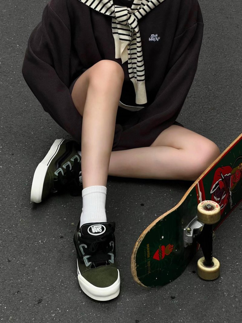 Vans Knu Skool DR 'Brown' view